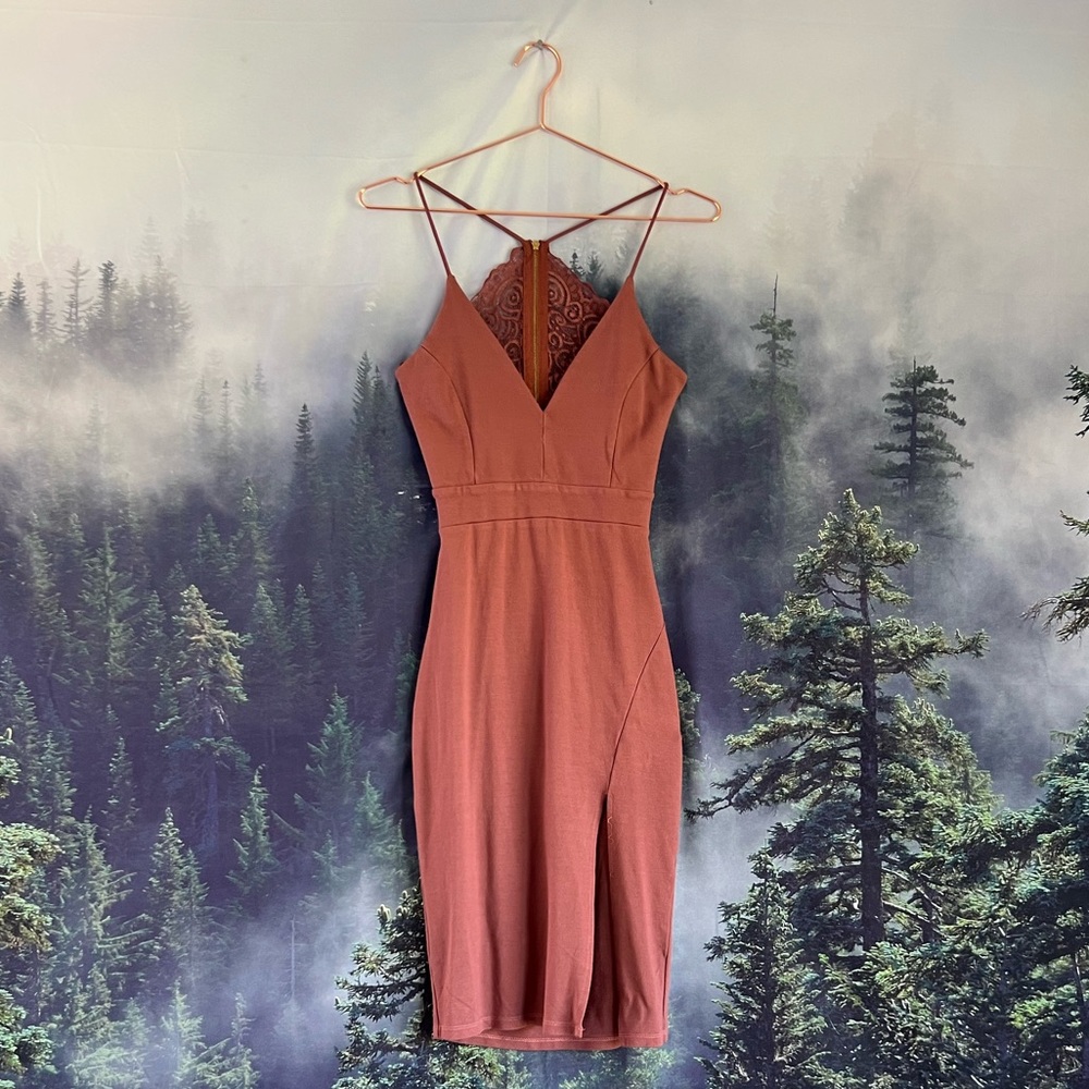 Dainty Hooligan Bodycon With Lace Backing in Mauve Size Medium